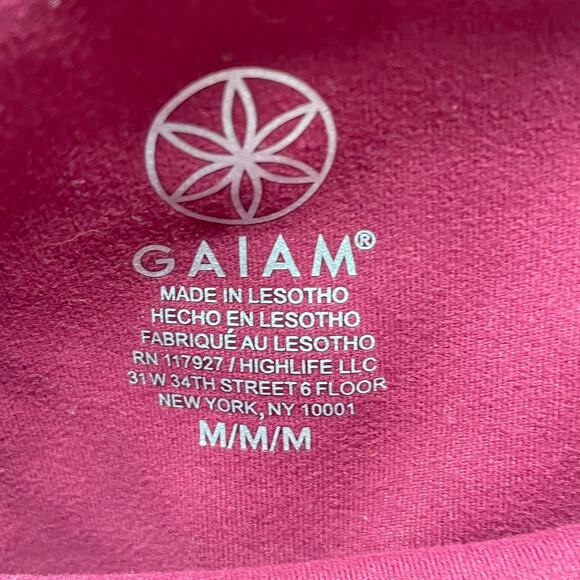 Gaiam Raspberry Pink Leggings with Pockets 7/8 Length M - Picture 7 of 7